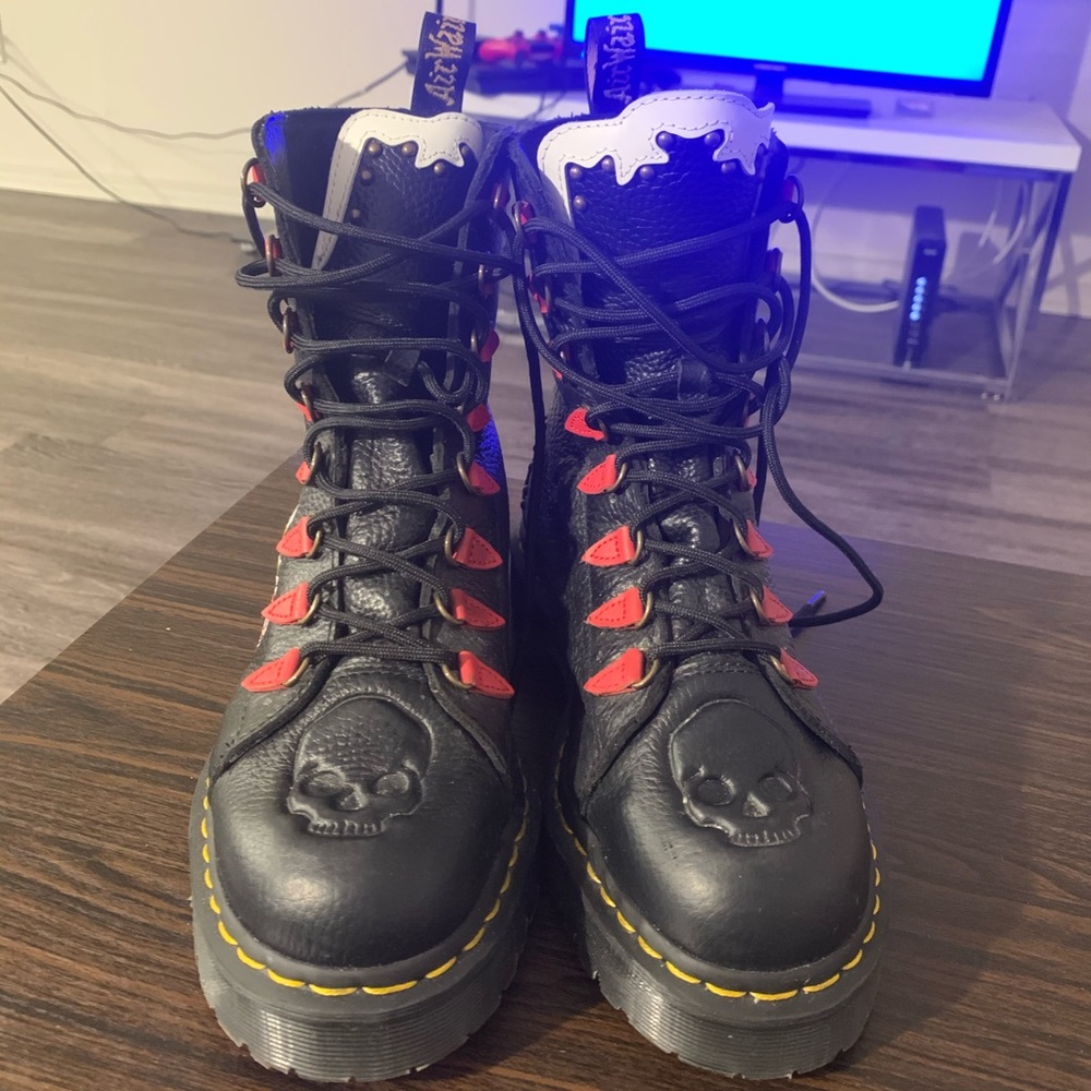 Doctor martens boots Special edition!!